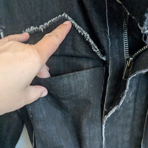 Norma Kamali Black Long Line Raw Hem Zip Up Denim Jacket - Picture 3 of 4